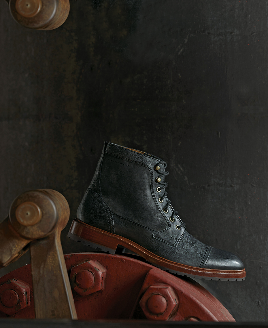 Black Boot