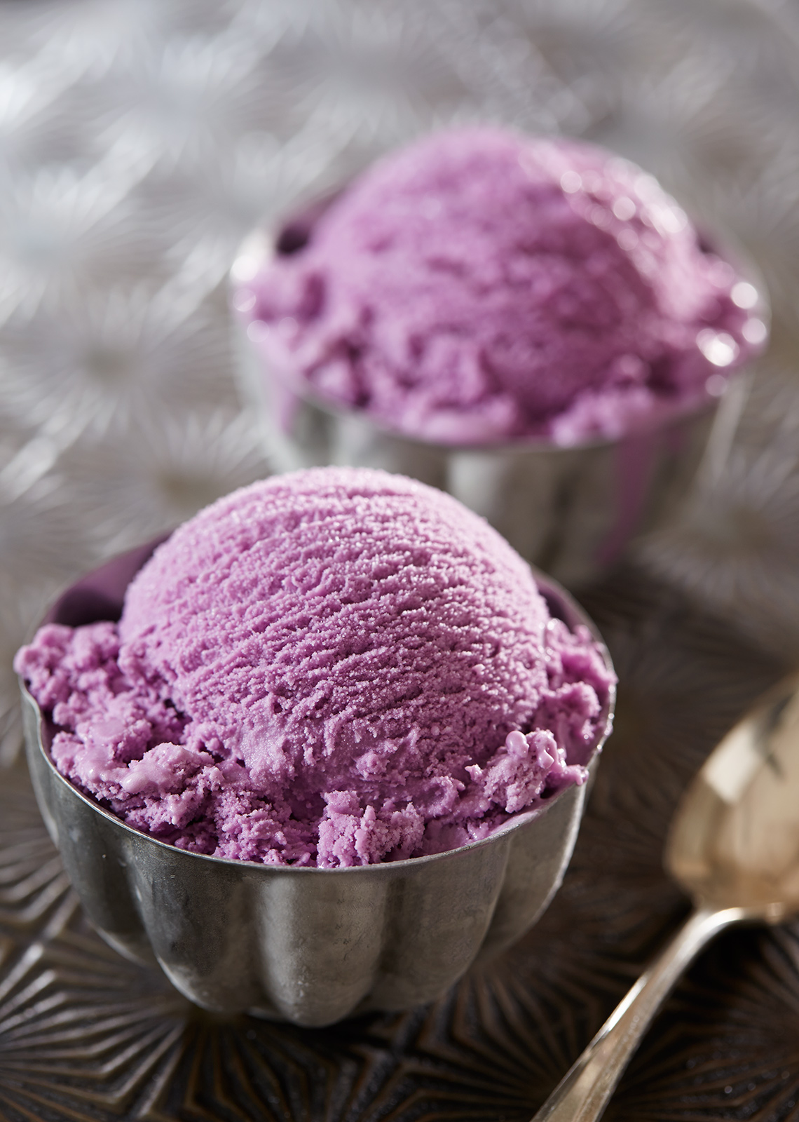 Black raspberry ice-cream 